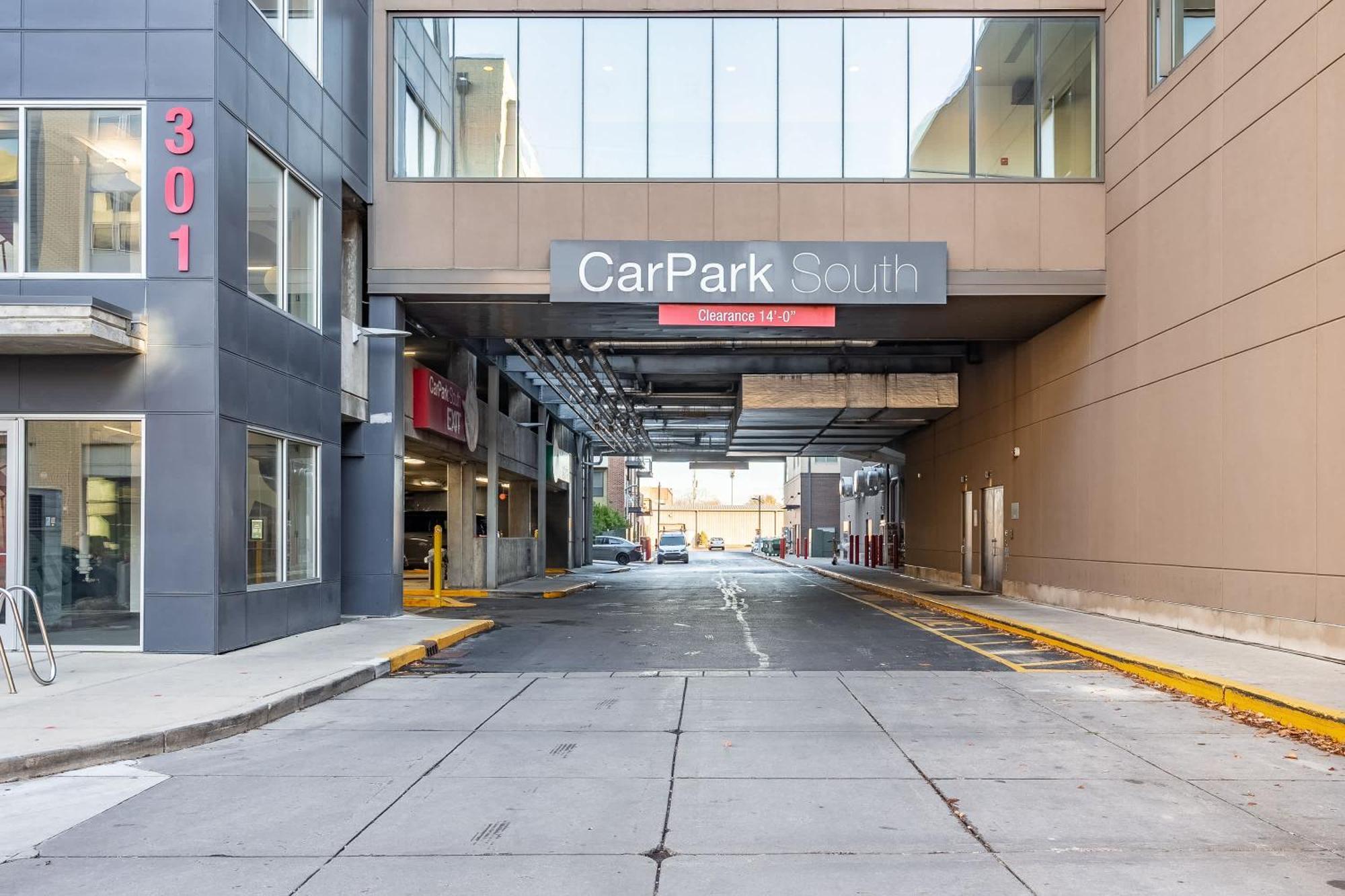 Free Parking Gym & Pool Downtown At Cityway Індіанаполіс Екстер'єр фото